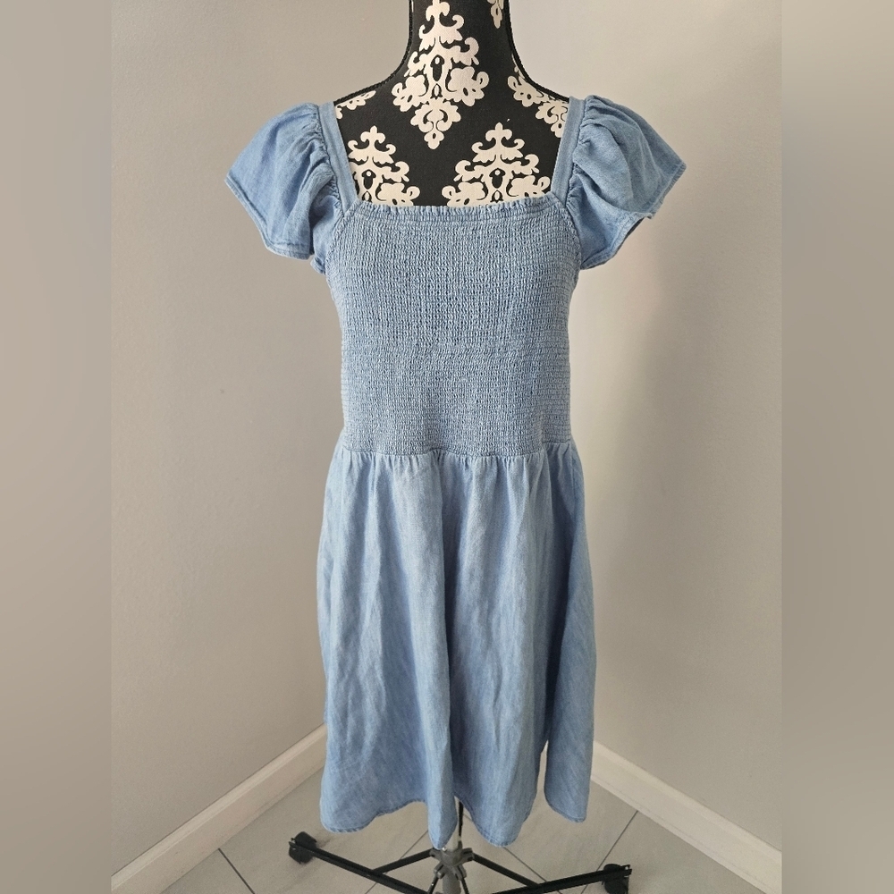 Old Navy Elegant Blue Smocked Dress with Puff Sleeves Sz L